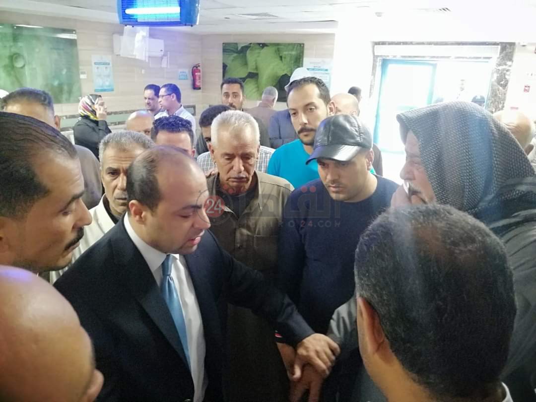 مدير هيئة الرعاية الصحية يتفقد الحالة الصحية لمصابي حادث طريق الشادر 