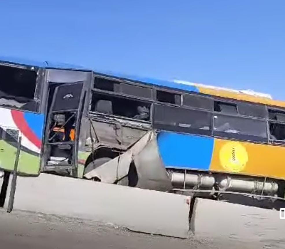 حادث انقلاب أتوبيس نقل عام بالطريق الدولي بالإسكندرية