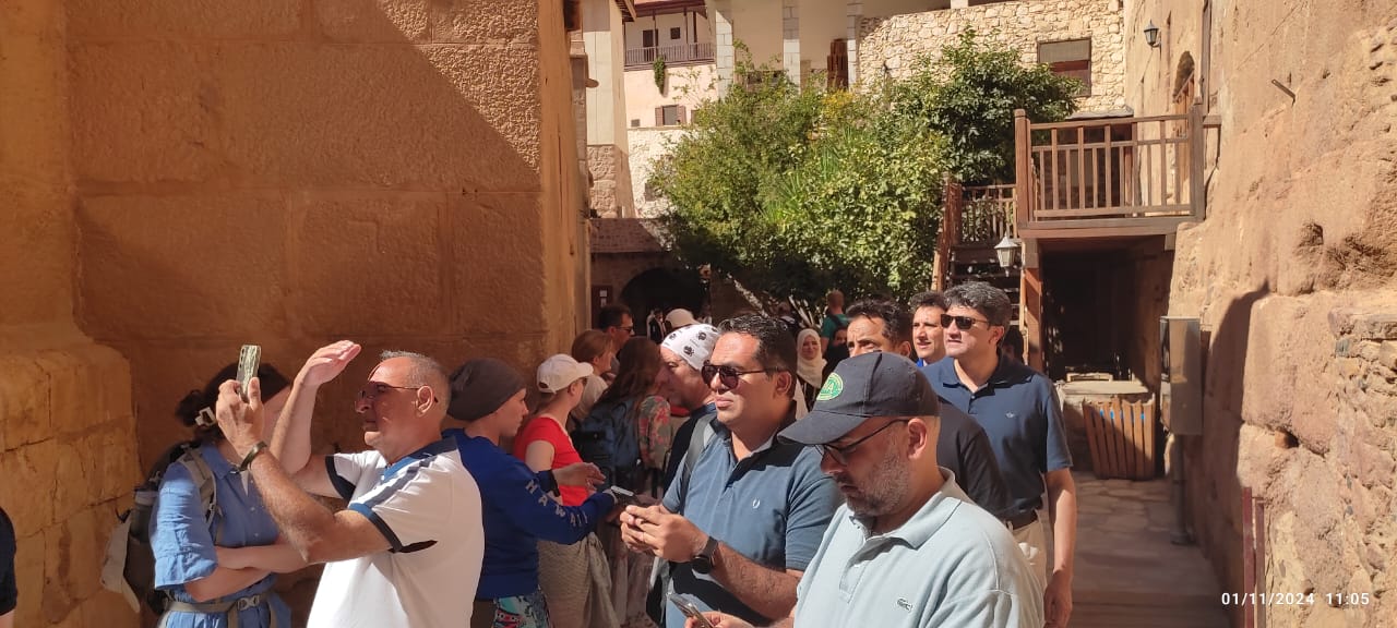 dfedef8b-aa4f-4b40-9aa3-46bef6ed1998