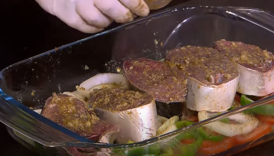 خطوات تحضير سمك التونة في الفرن&nbsp;
