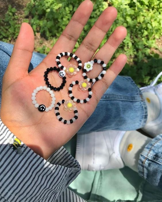 أشكال اكسسوارات بالخرز التفسيرة
