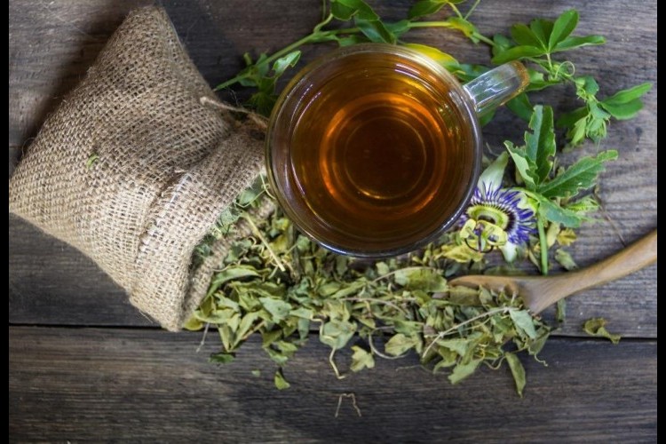 شاي الأعشاب