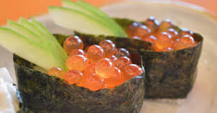 تفسير حلم بيض السمك للعزباء