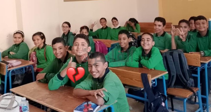 الطالب انس ي