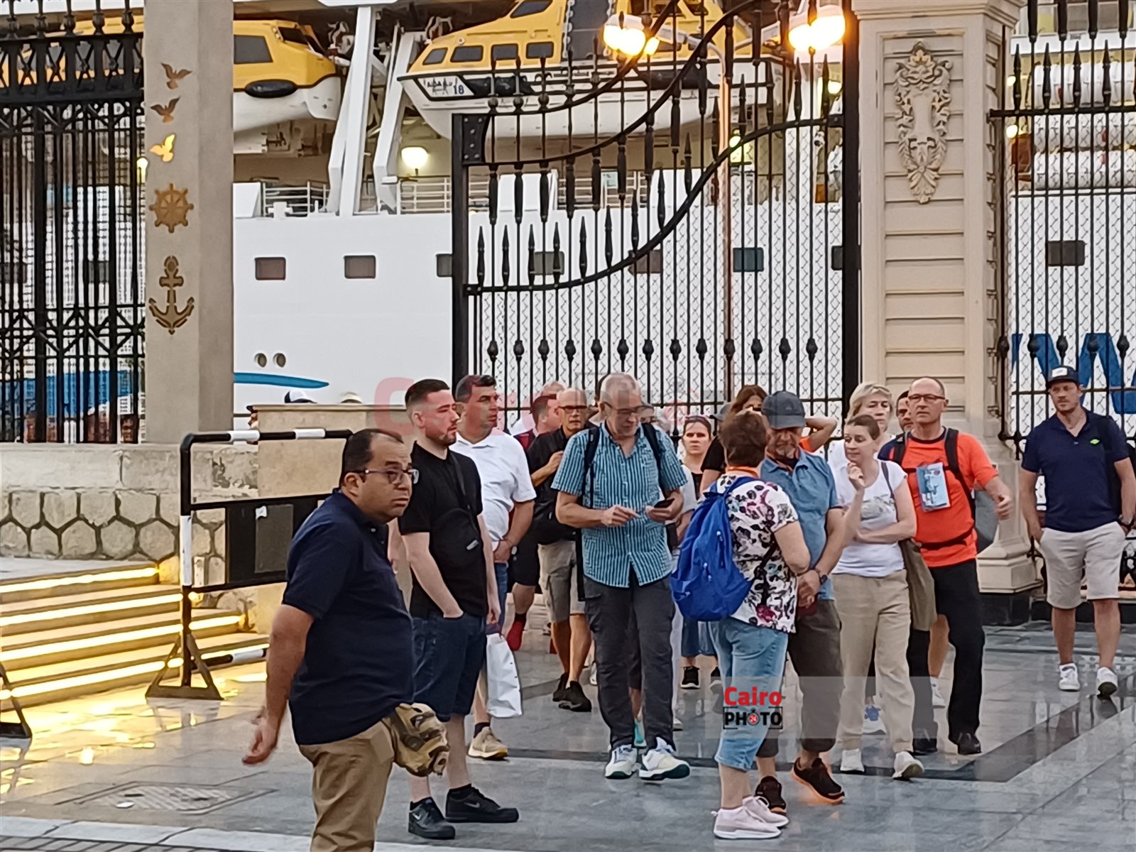 السفينة عايده بلو 