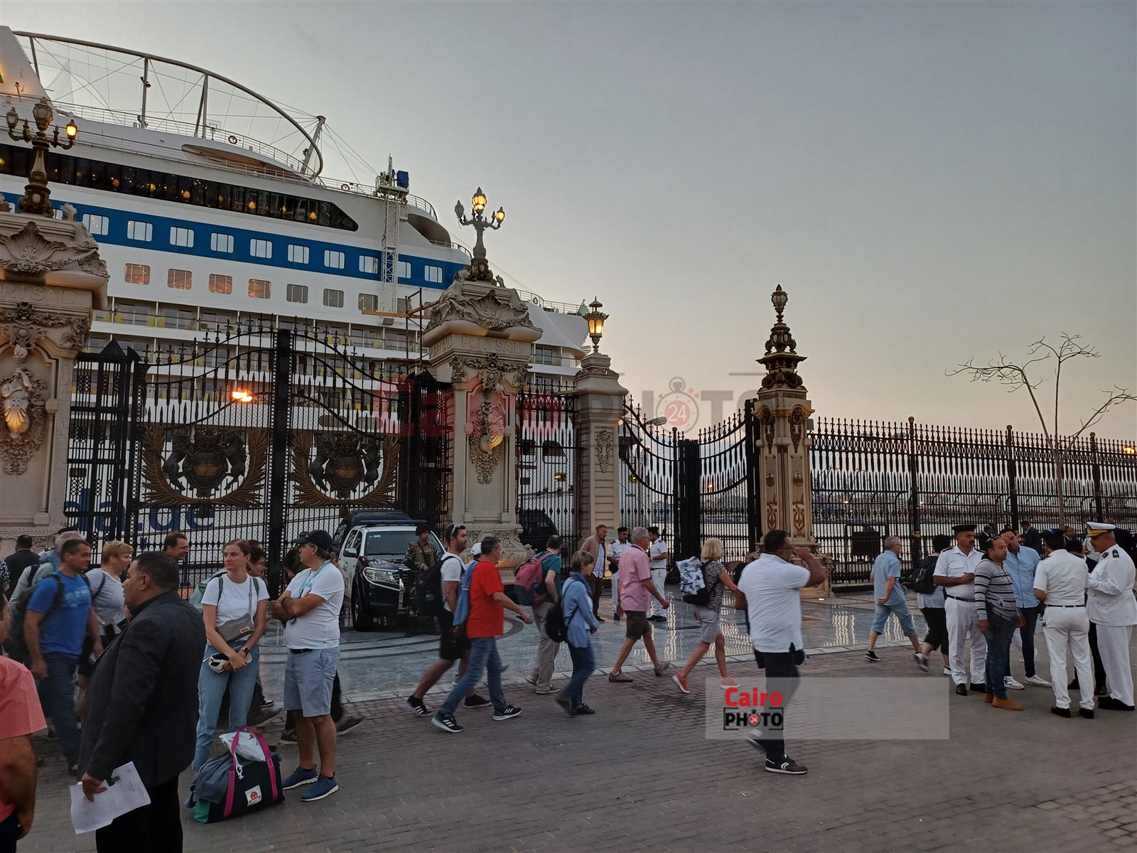 السفينة عايده بلو 