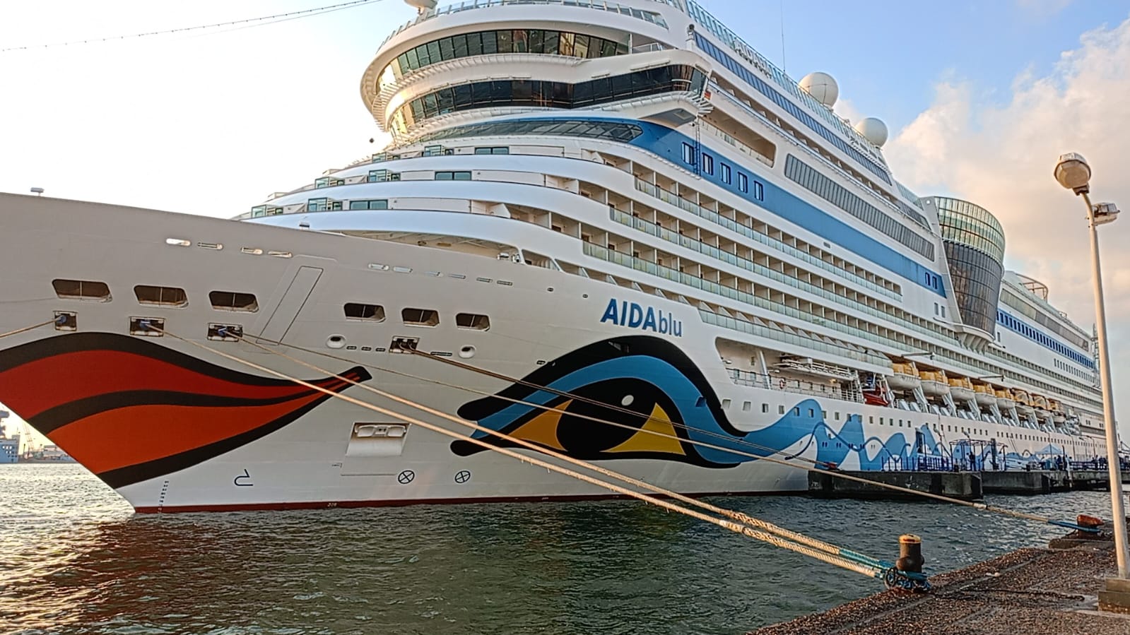 ميناء بورسعيد السياحي 