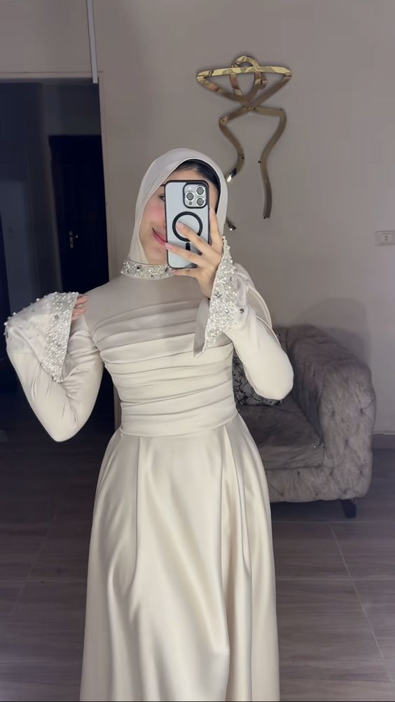 فساتين سواريه صك