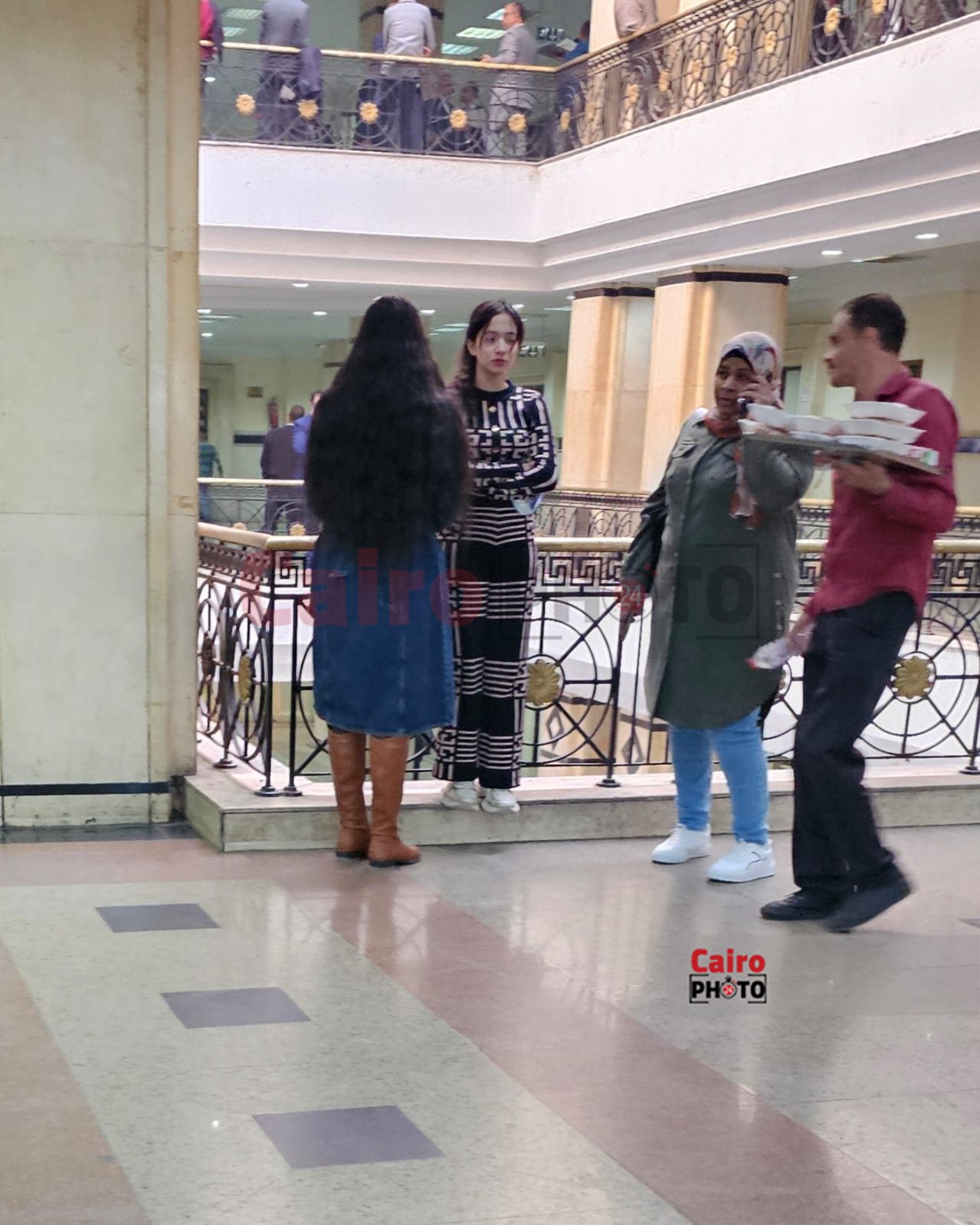 زوجة شقيق عصام صاصا 