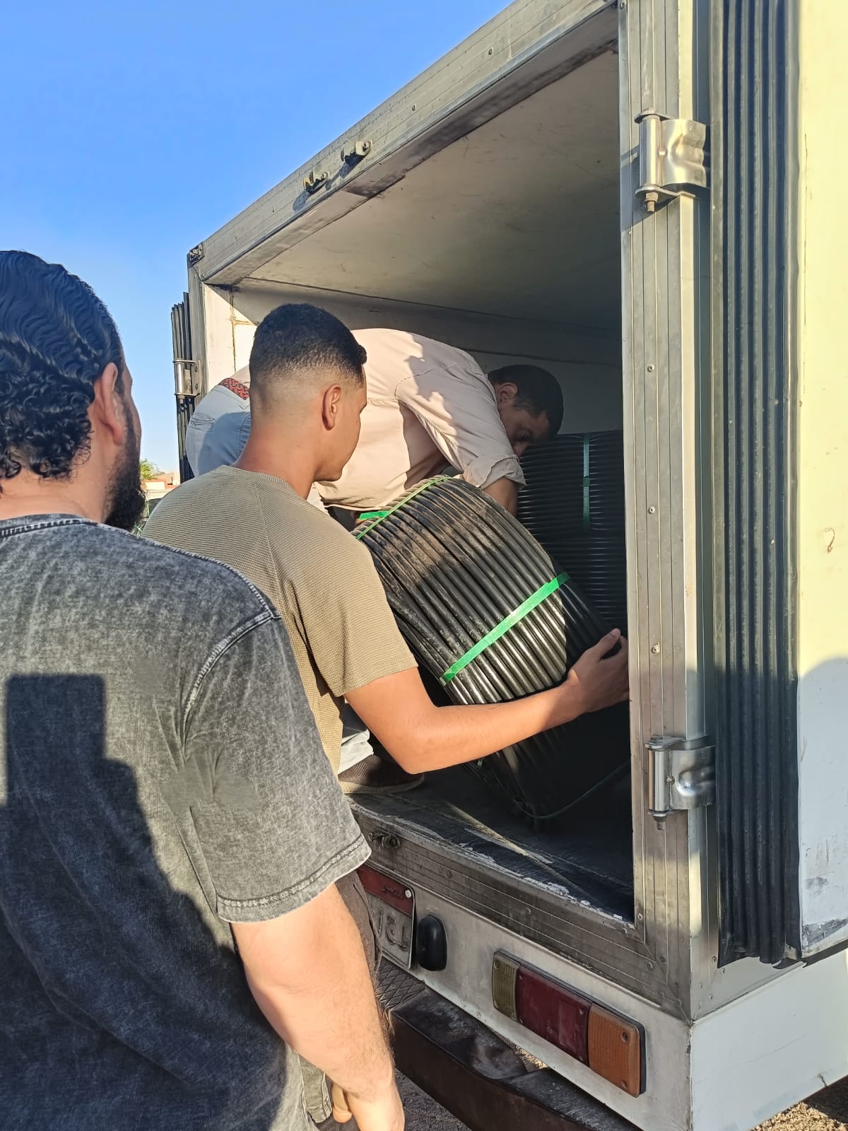 تسليم شبكات الري الحديثة للمزارعين بطور سيناء