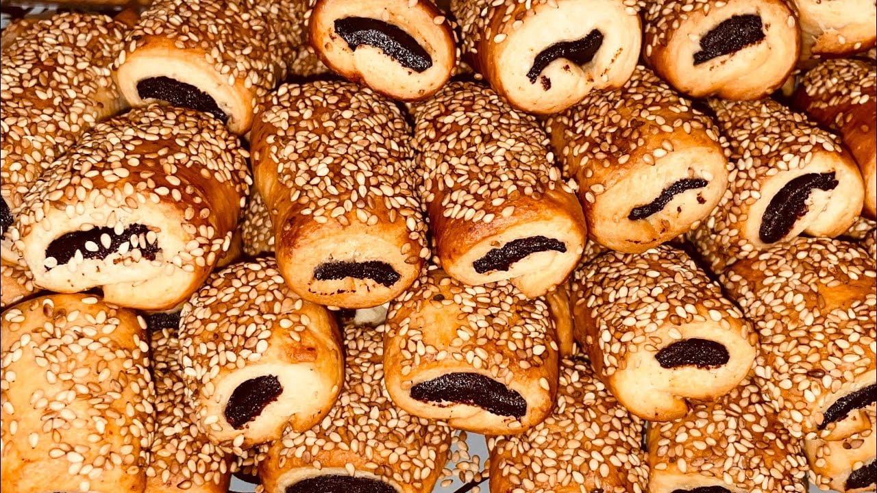 طريقة عمل منين بالعجوة بوصفة غير مكلفة