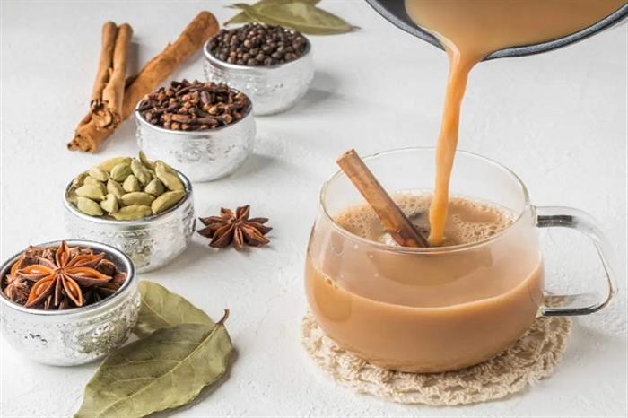 خطوات تحضير شاي الكرك التقليدي