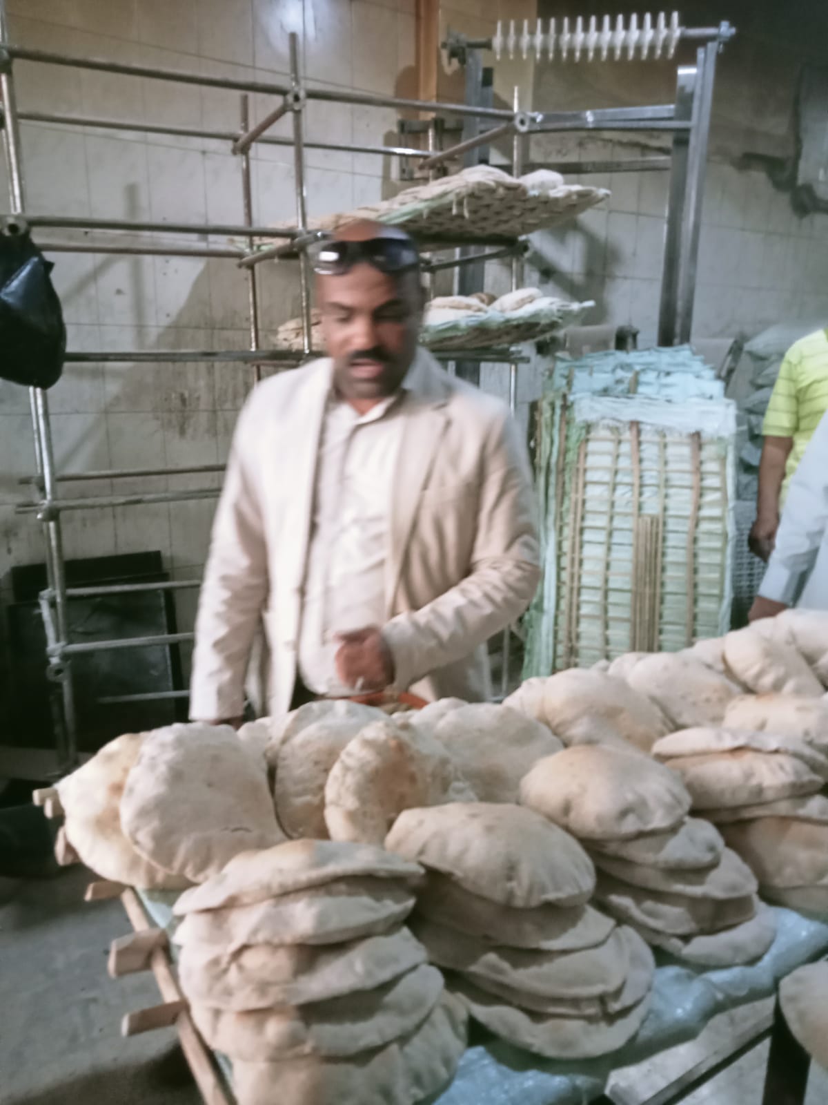 حملات مكبرة علي المخابز التموينية ببورسعيد