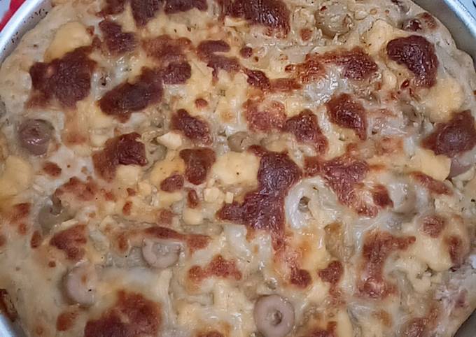 طريقة عمل فطير بالسجق والجبنة الموتزاريلا