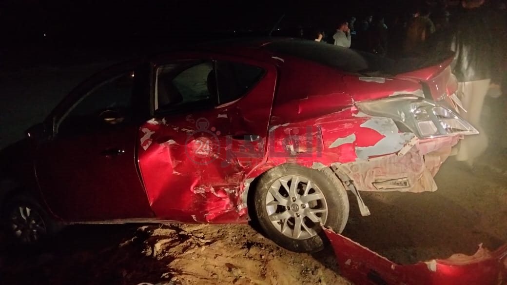 إصابة 5 أشخاص يحملون جنسية أجنبية فى حادث تصادم سيارة سيارتين بطريق بحيرة قارون السياحي في الفيوم