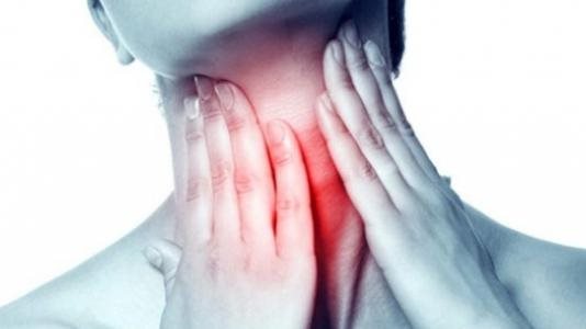 أفضل علاج منزلي لالتهاب الحلق