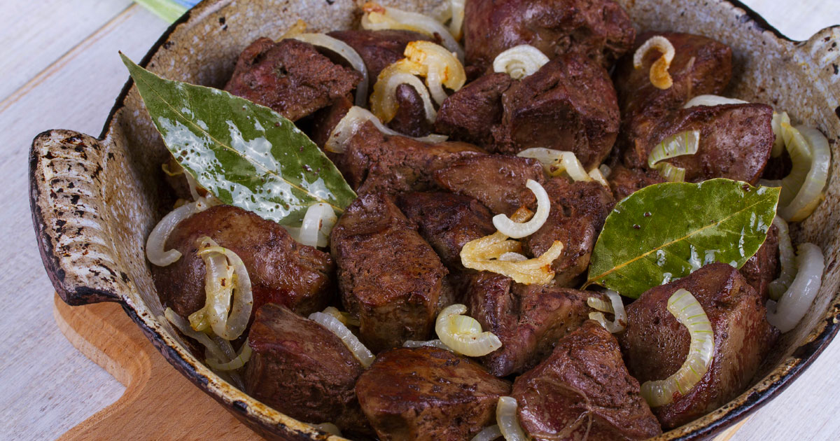 طريقة عمل كبدة الدجاج بالبصل