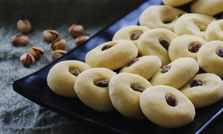 &nbsp;طريقة تحضير الغريبة بالزبدة والسكر بخطوات بسيطة