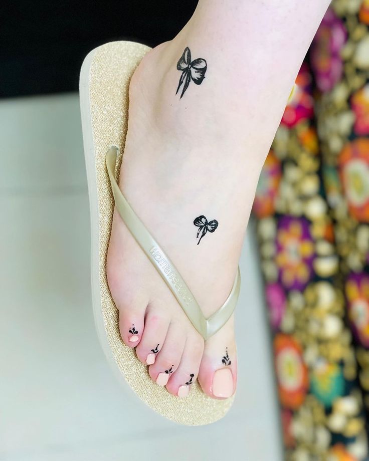 رسومات حنة على الرجل خلخال