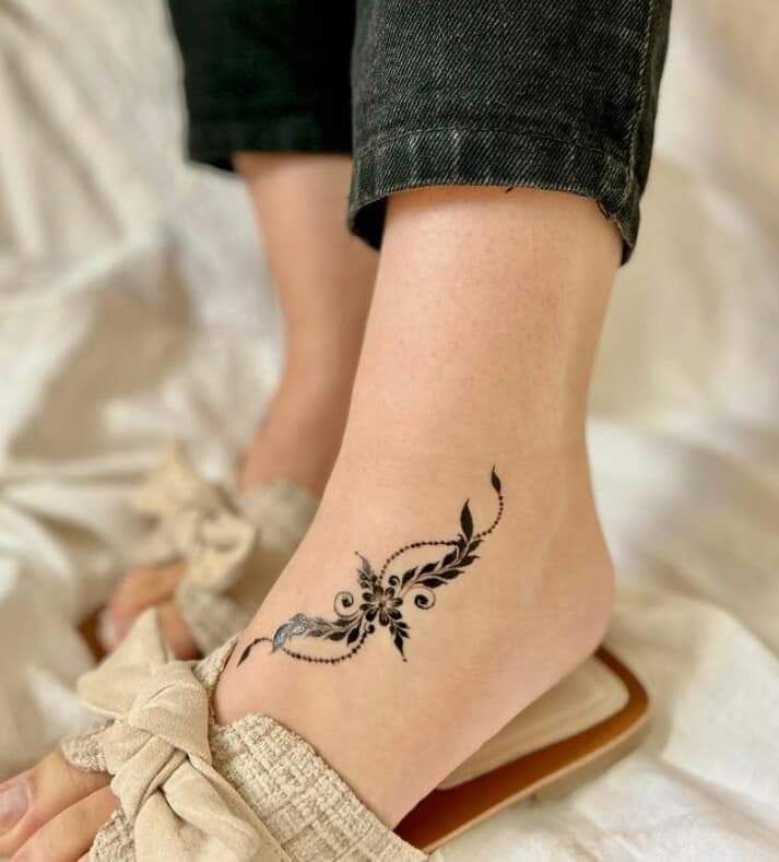 رسومات حنة للقدمين