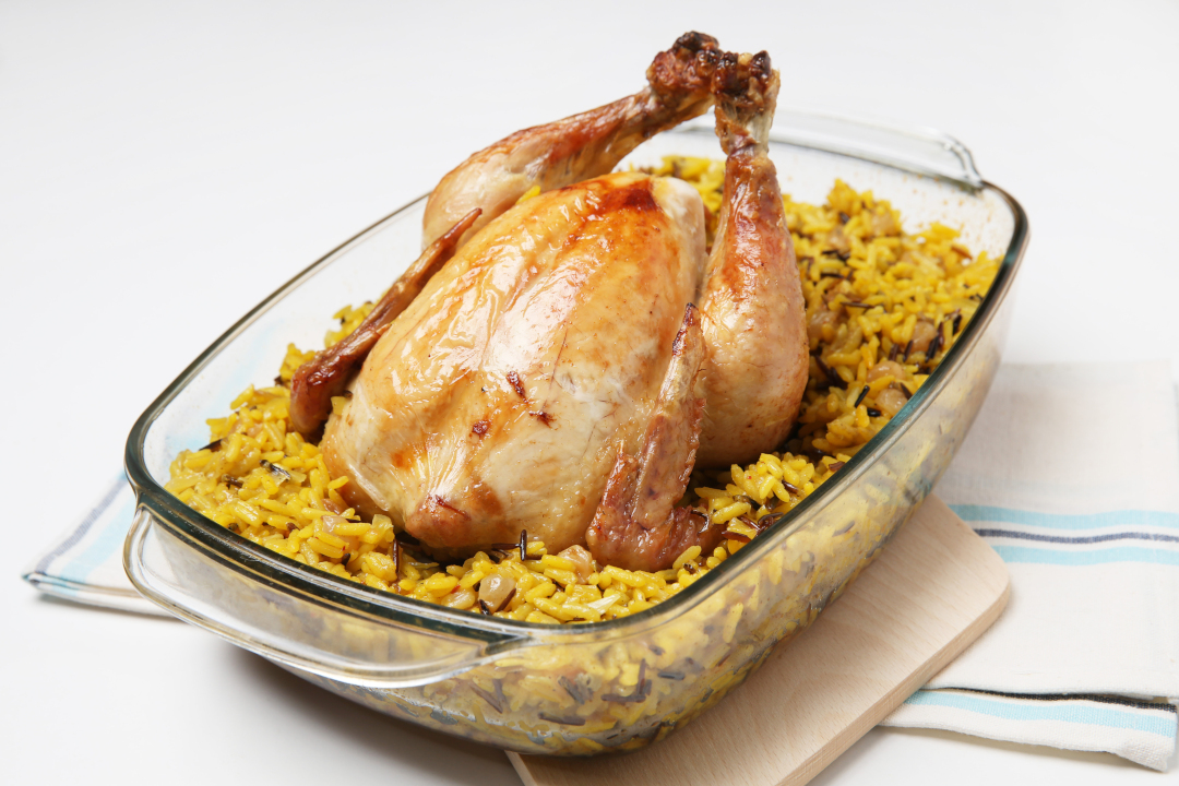 طريقة تحضير دجاج في الفرن وأرز بالكركم