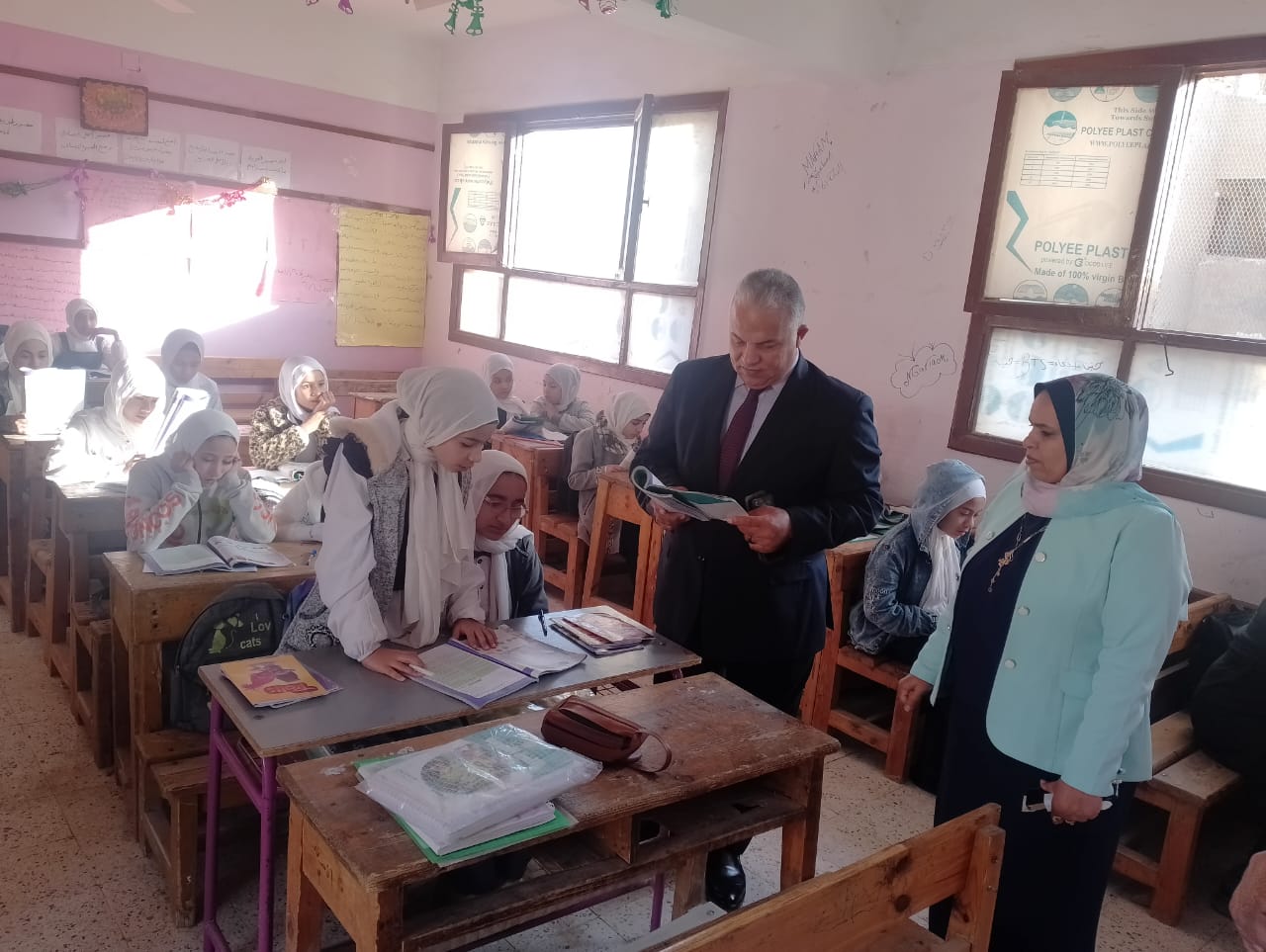 مدير تعليم الفيوم … إستبعاد مدير ووكيل مدرسة الشهيد سيد صبحى عبدالقادر الإعدادية بكفر محفوظ