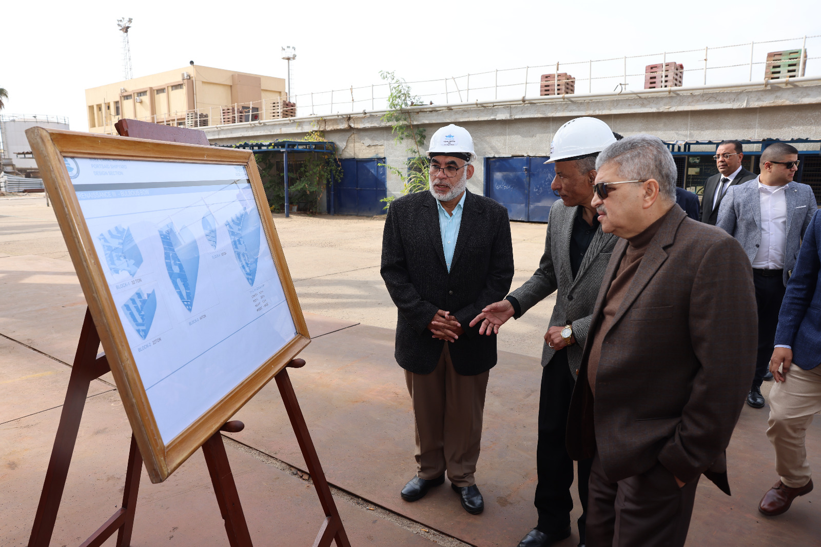 الفريق اسامة ربيع 