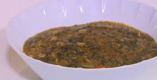 طريقة عمل السبانخ بالصلصة والأرز بنكهة مختلفة