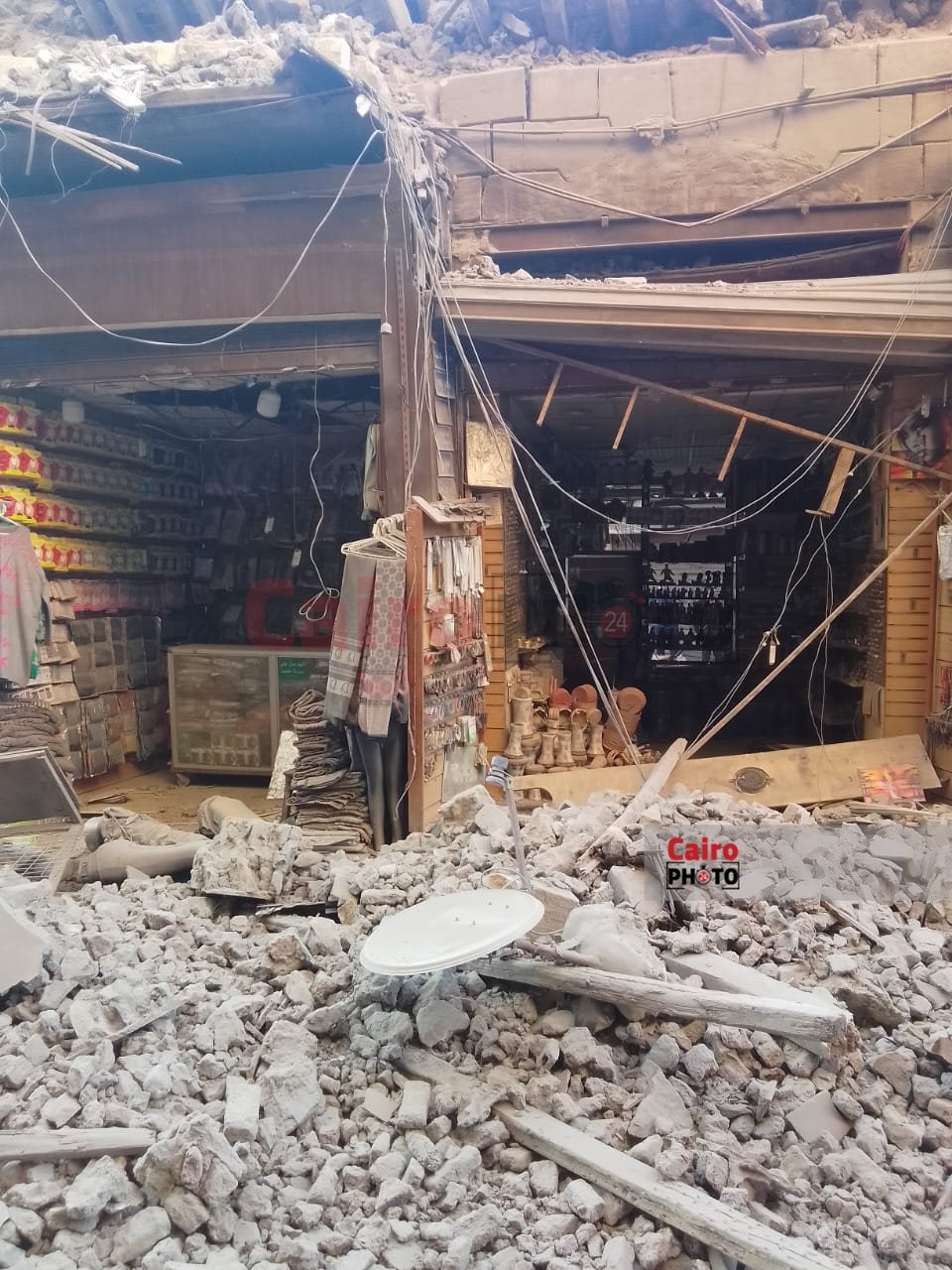 انهيار عقار الجمالية (3)