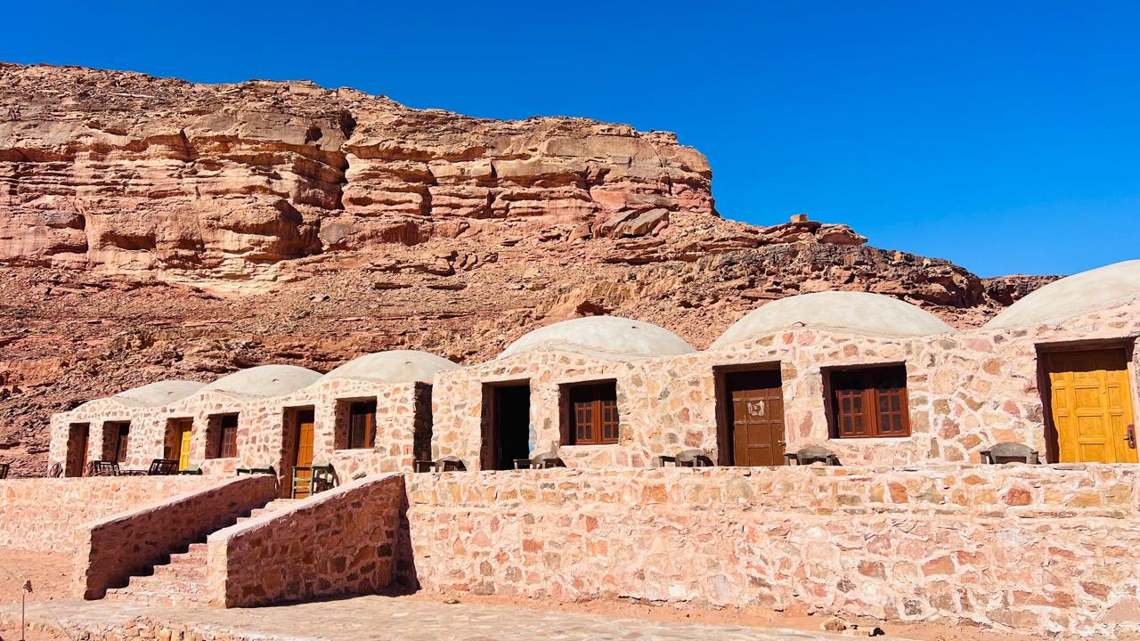 جانب من اجتماع محافظ جنوب سيناء