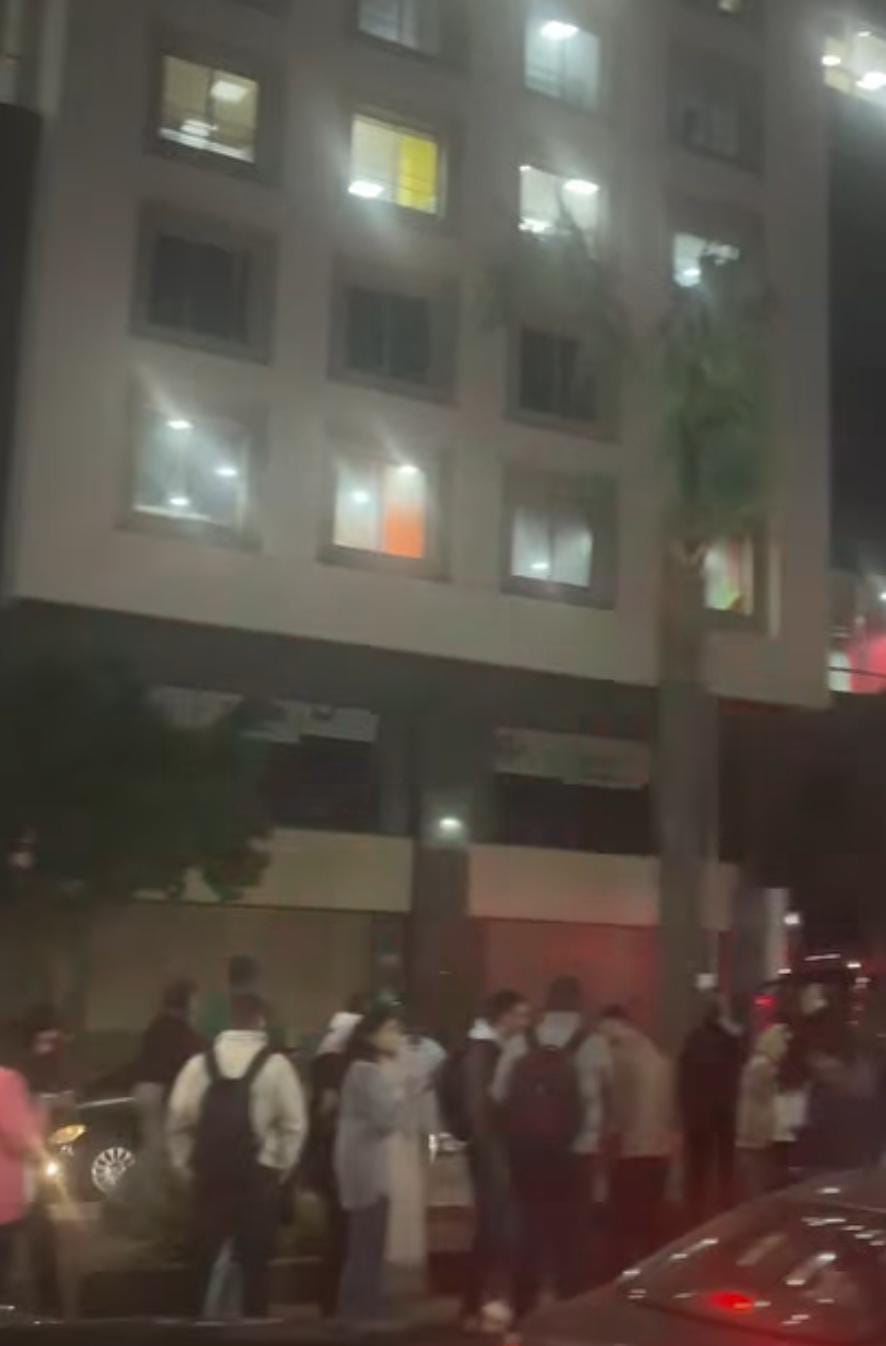 حريق بمول تجاري 