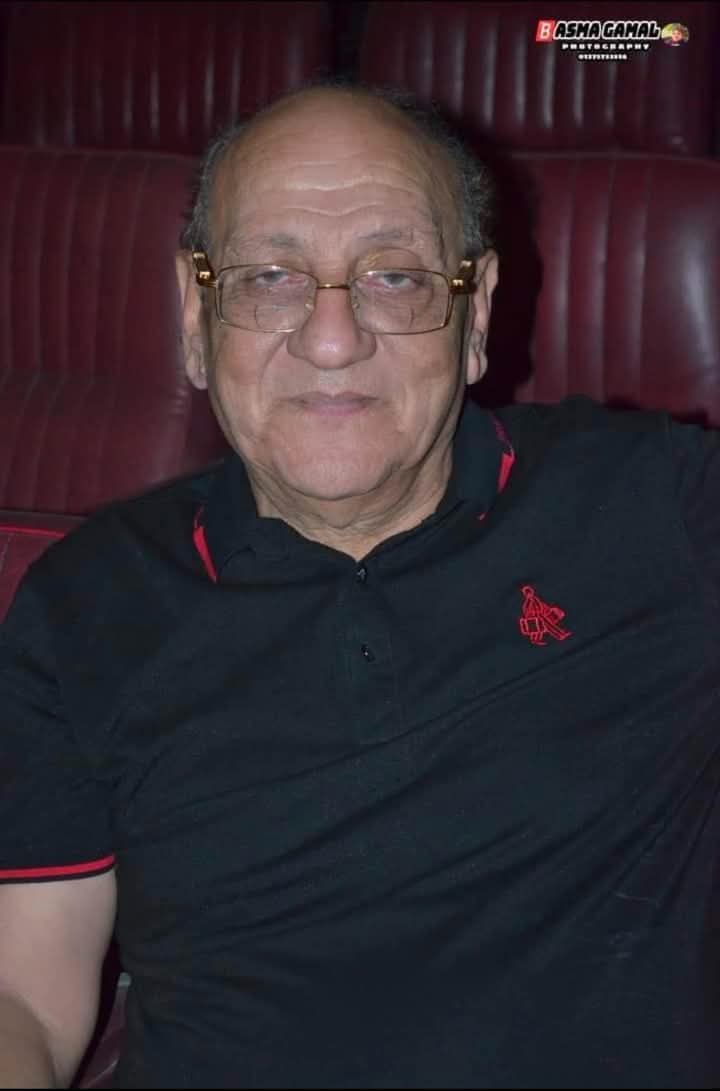 الكاتب والأديب عاطف عبد الرحمن 