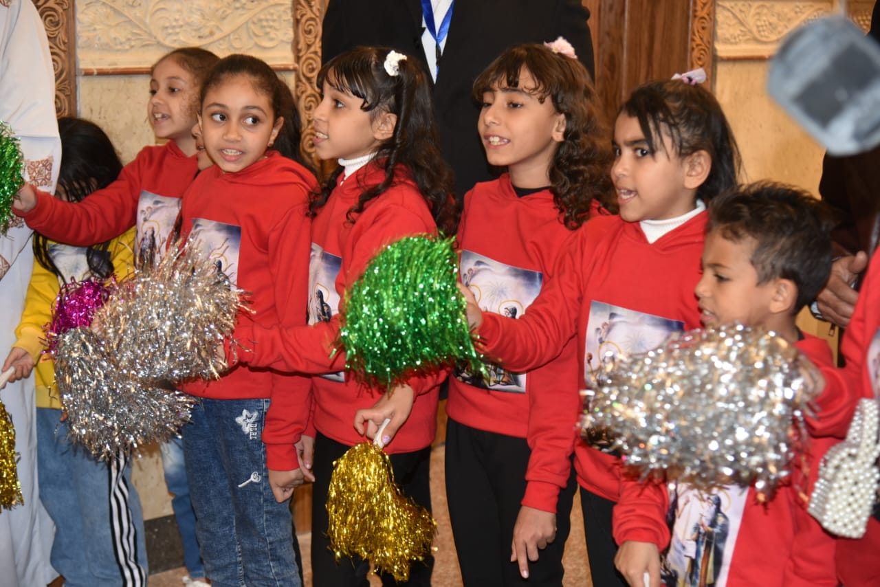 محافظ بورسعيد يفتتح كنيسة 