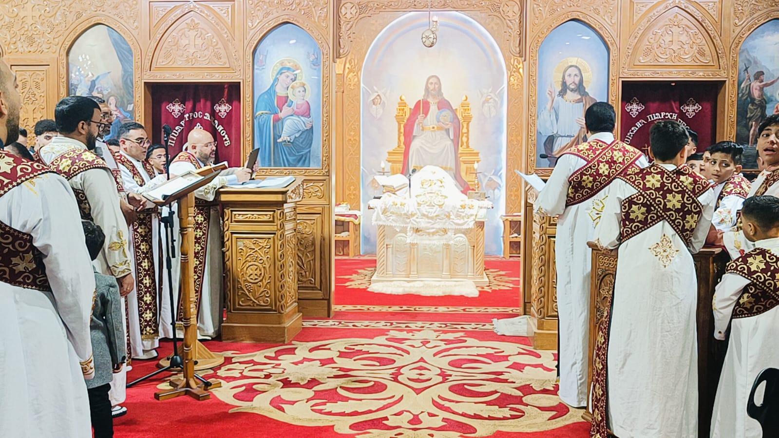 قداس عيد الميلاد المجيد 