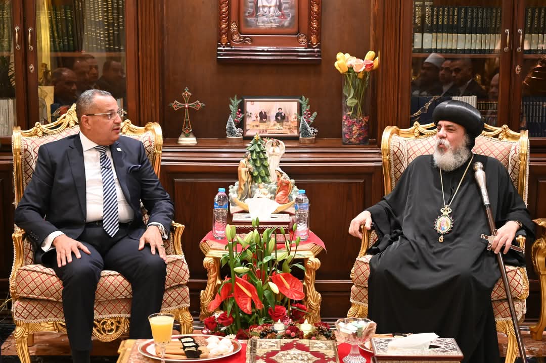 جانب من زيارة المحافظ