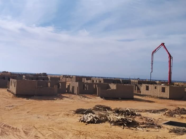 توصيل المياه والصرف الصحي لإسكان الشباب بمنطقة الجبيل في طور سيناء