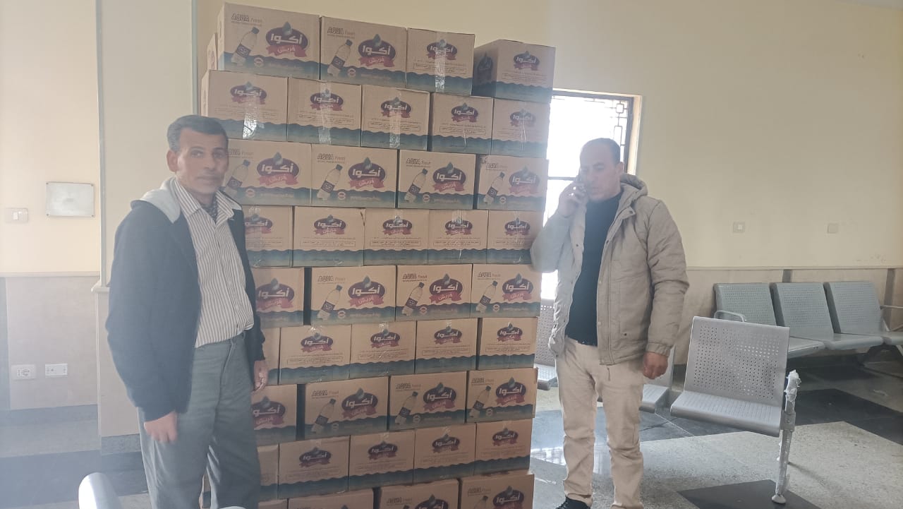 مطلعتش معدنية.. ضبط 4100 زجاجة مياه مغشوشة داخل مصنع في تطون بالفيوم