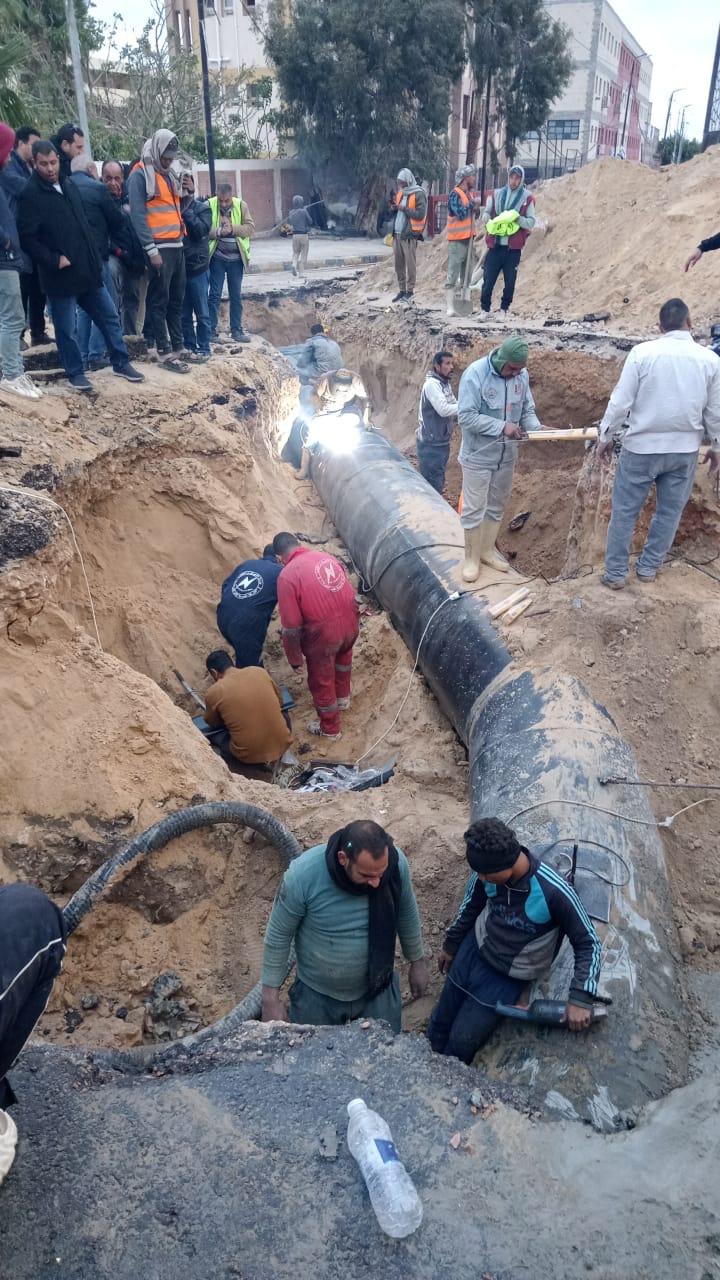 الانتهاء من أعمال إصلاح ماسورة مياه