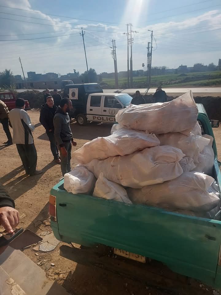 الطب البيطري بالمنوفية يضبط 1.5 طن دواجن فاسدة