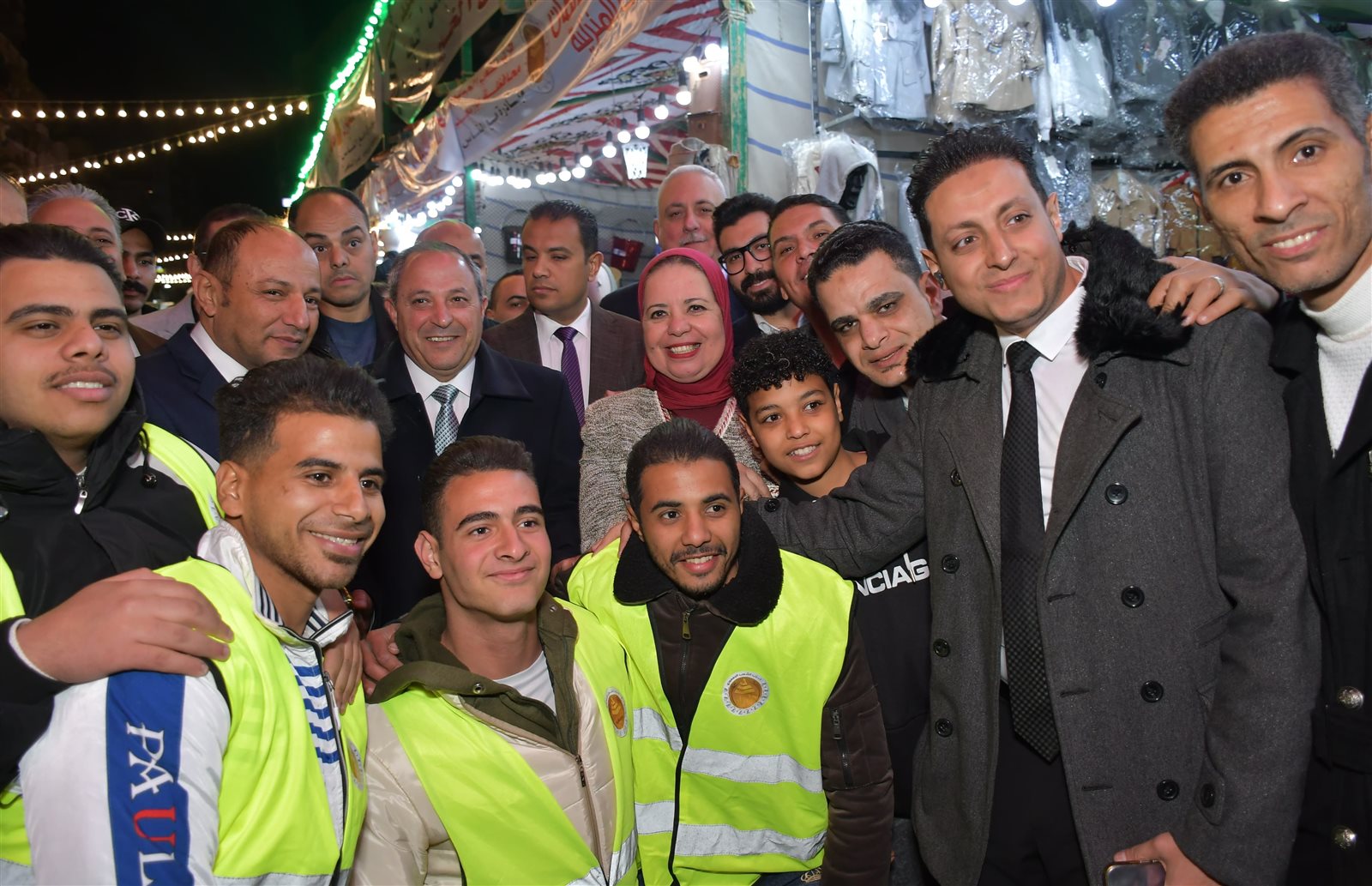 محافظ بورسعيد يفتتح معرض رمضان الخير