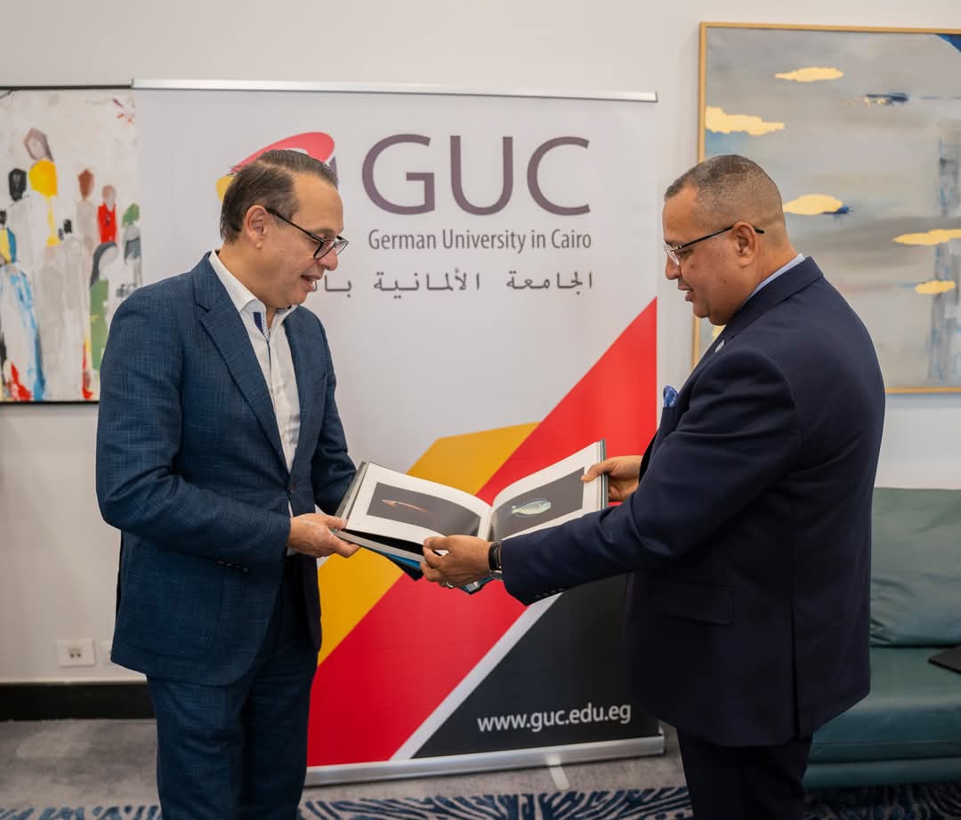 محافظ جنوب سيناء يلتقي رئيس مجلس أمناء الجامعة الألمانية 