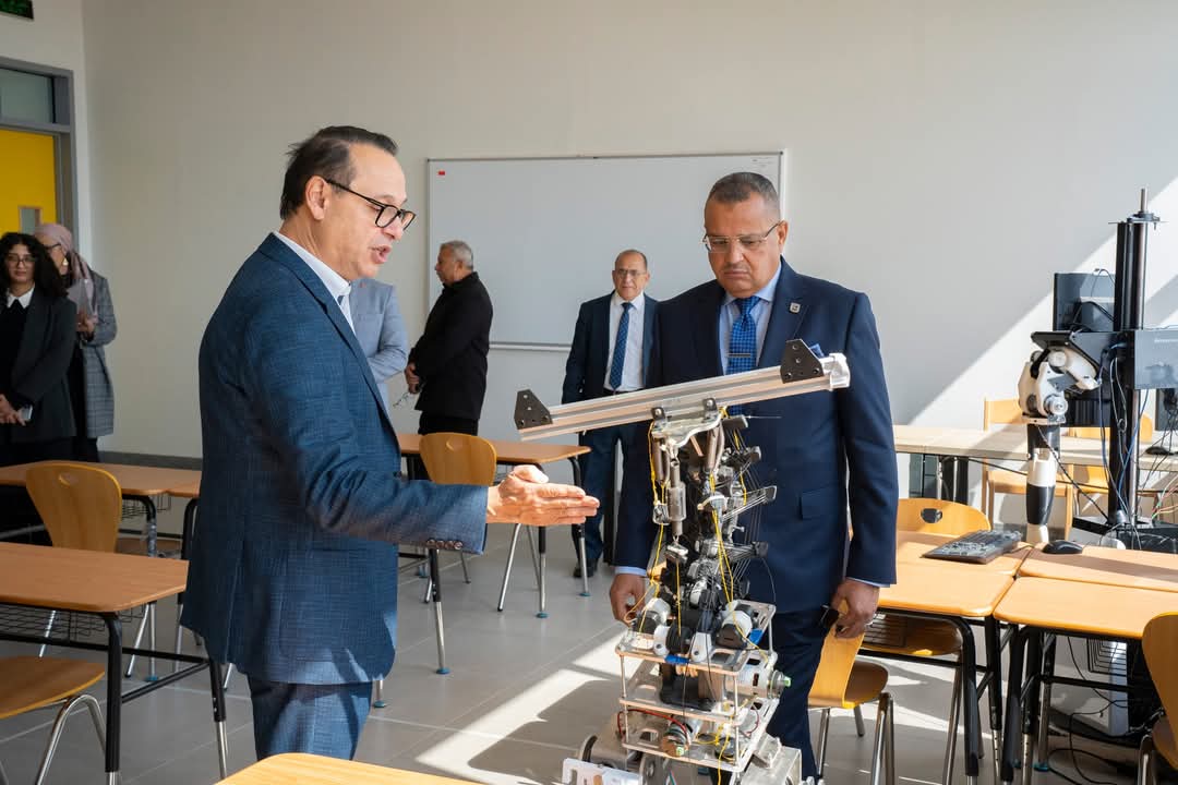 محافظ جنوب سيناء يلتقي رئيس مجلس أمناء الجامعة الألمانية 