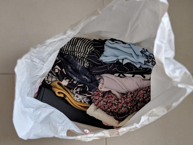 طاقة الملابس القديمة