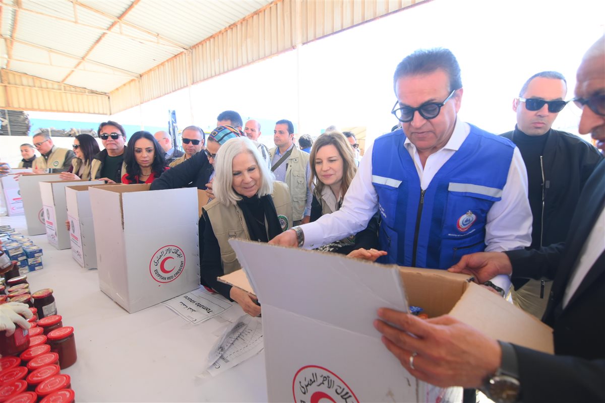 جانب من إطلاق قافلة مساعدات