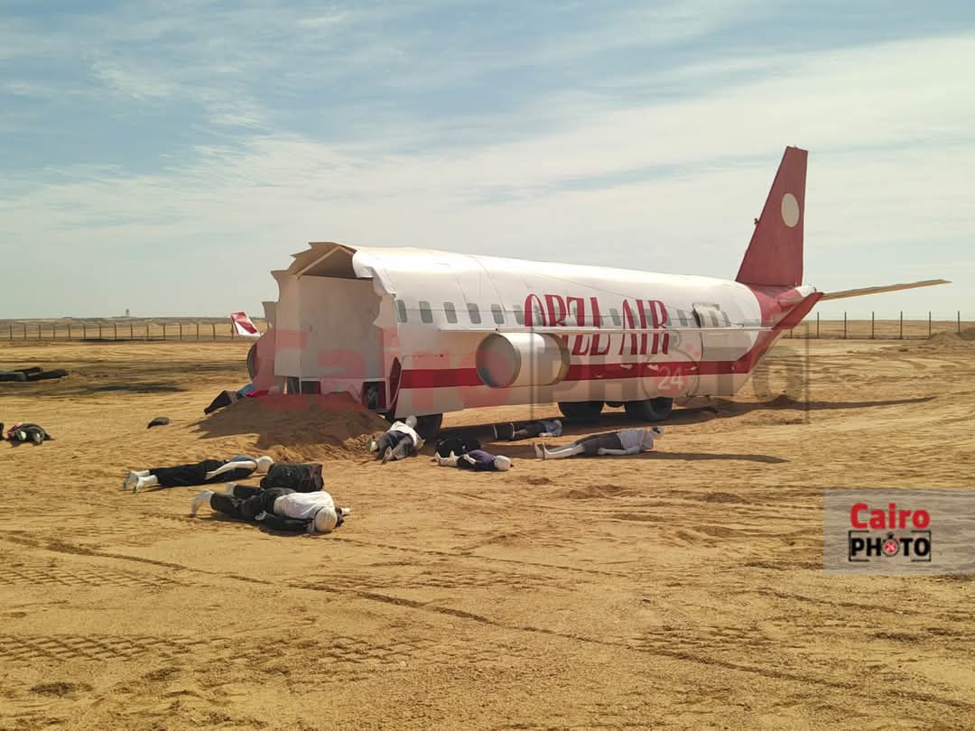 تجربة سقوط طائرة ركاب بمطار مرسى علم 