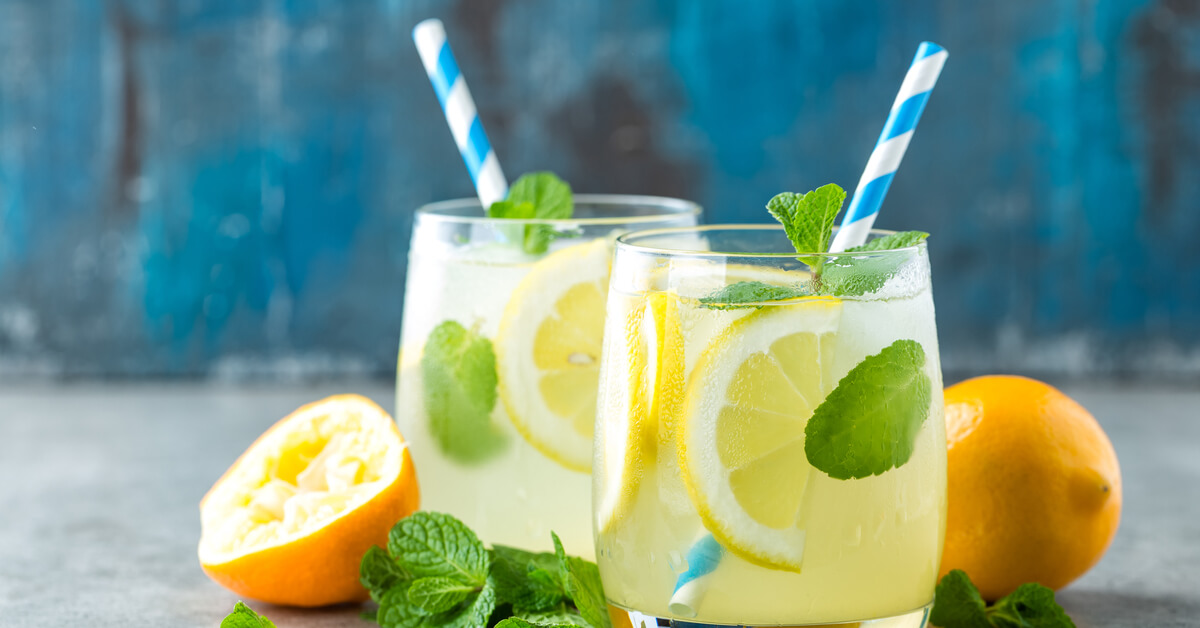 عصير الليمون 