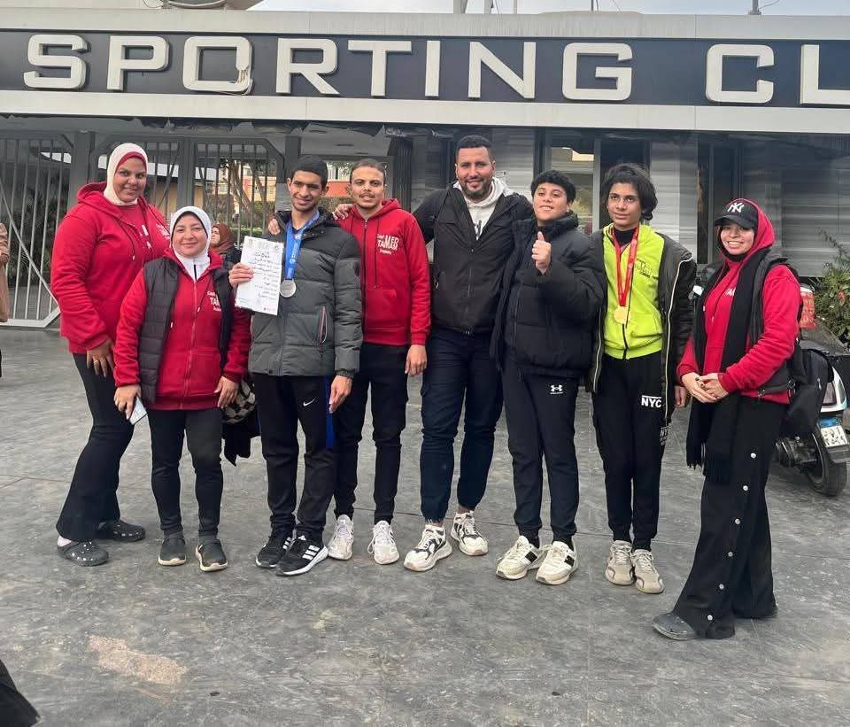 قادرون باختلاف 