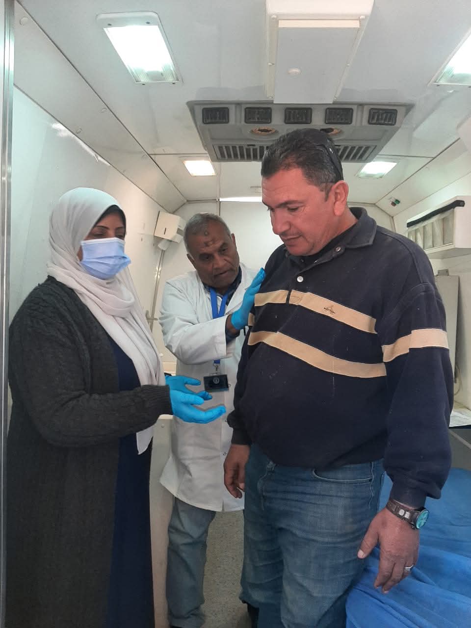 جانب من القوافل الطبية