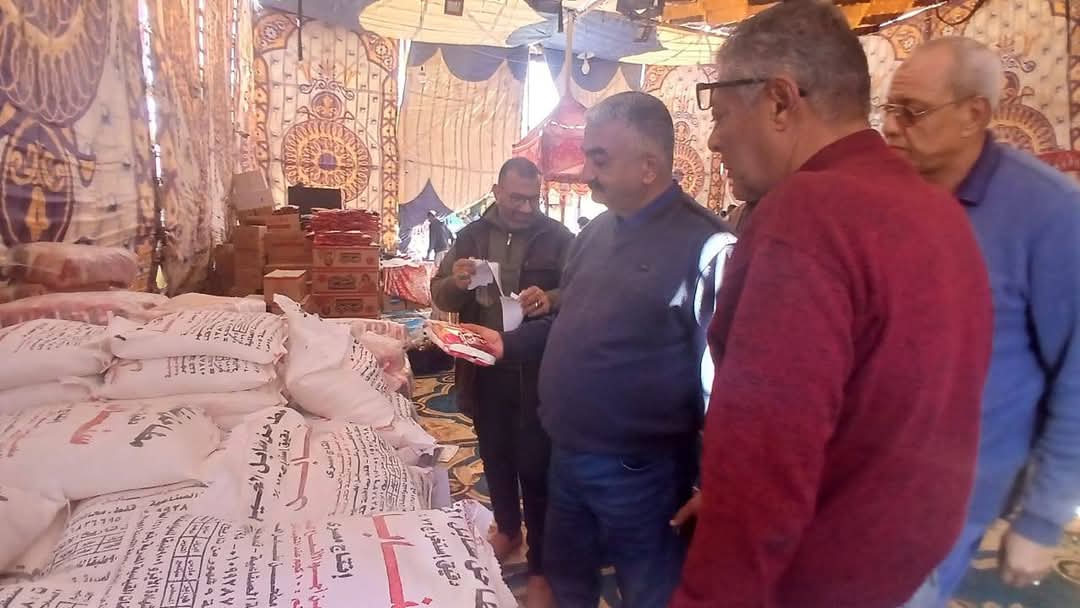 افتتاح معرض للسلع الغذائية برأس غارب 