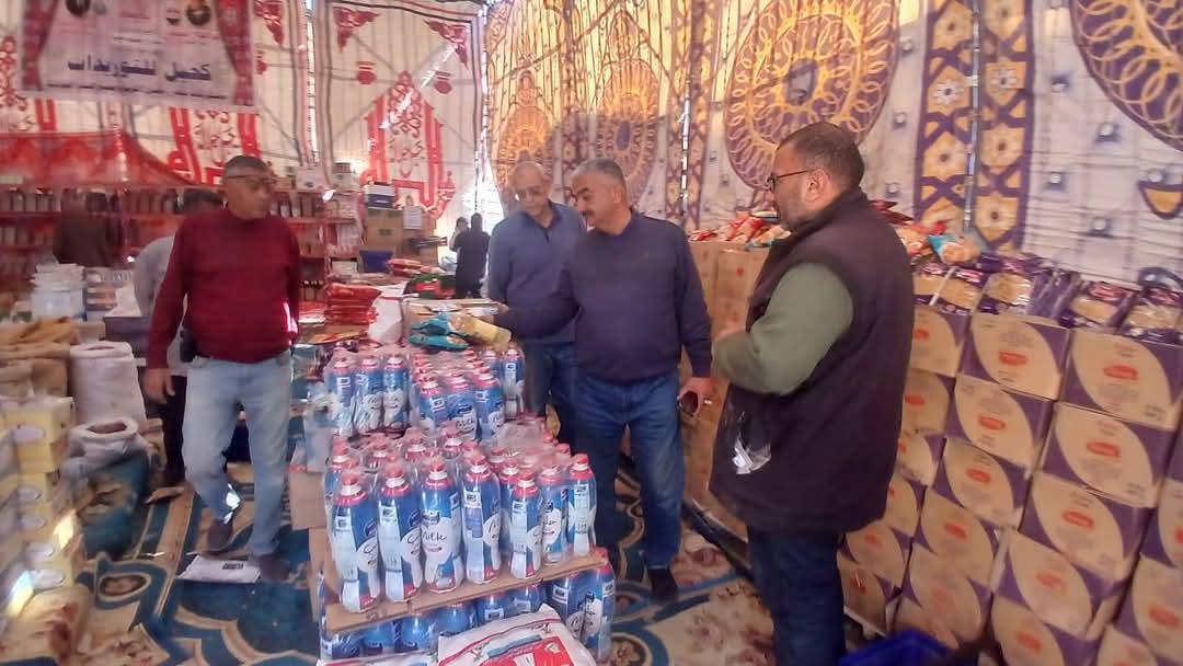 افتتاح معرض للسلع الغذائية برأس غارب 